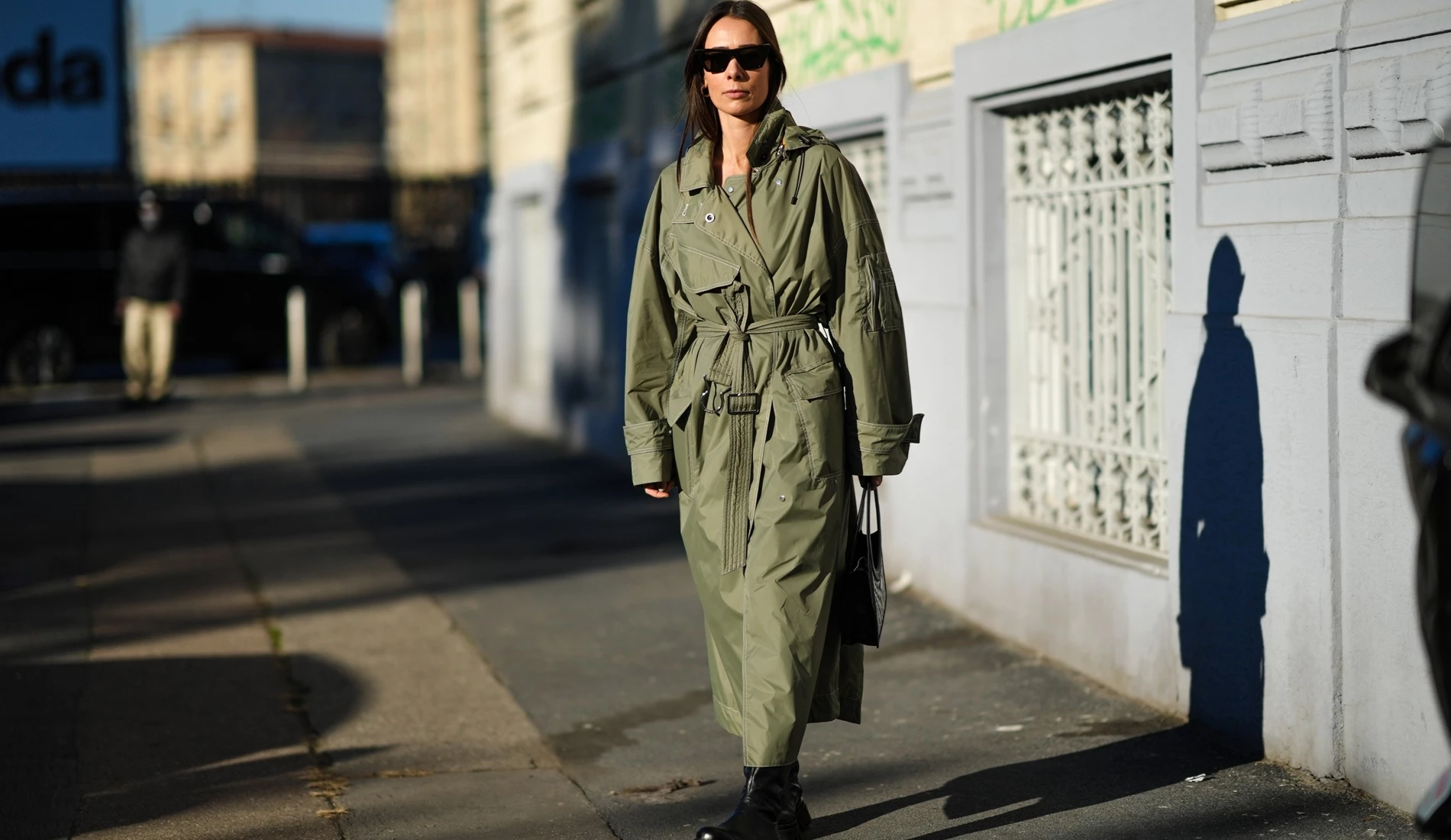 Το αδιάβροχο μπουφάν από την Oysho που θα σε σώσει στις βροχερές μέρες