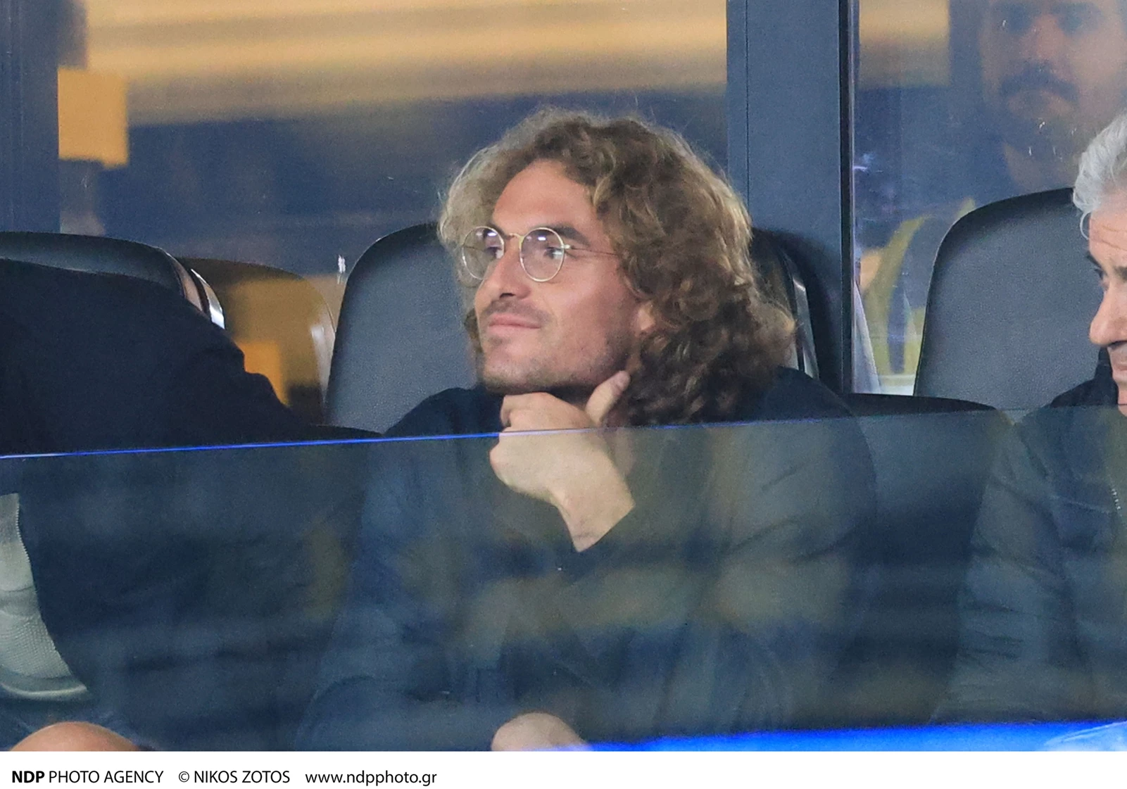 Ο Στέφανος Τσιτσιπάς στο γήπεδο