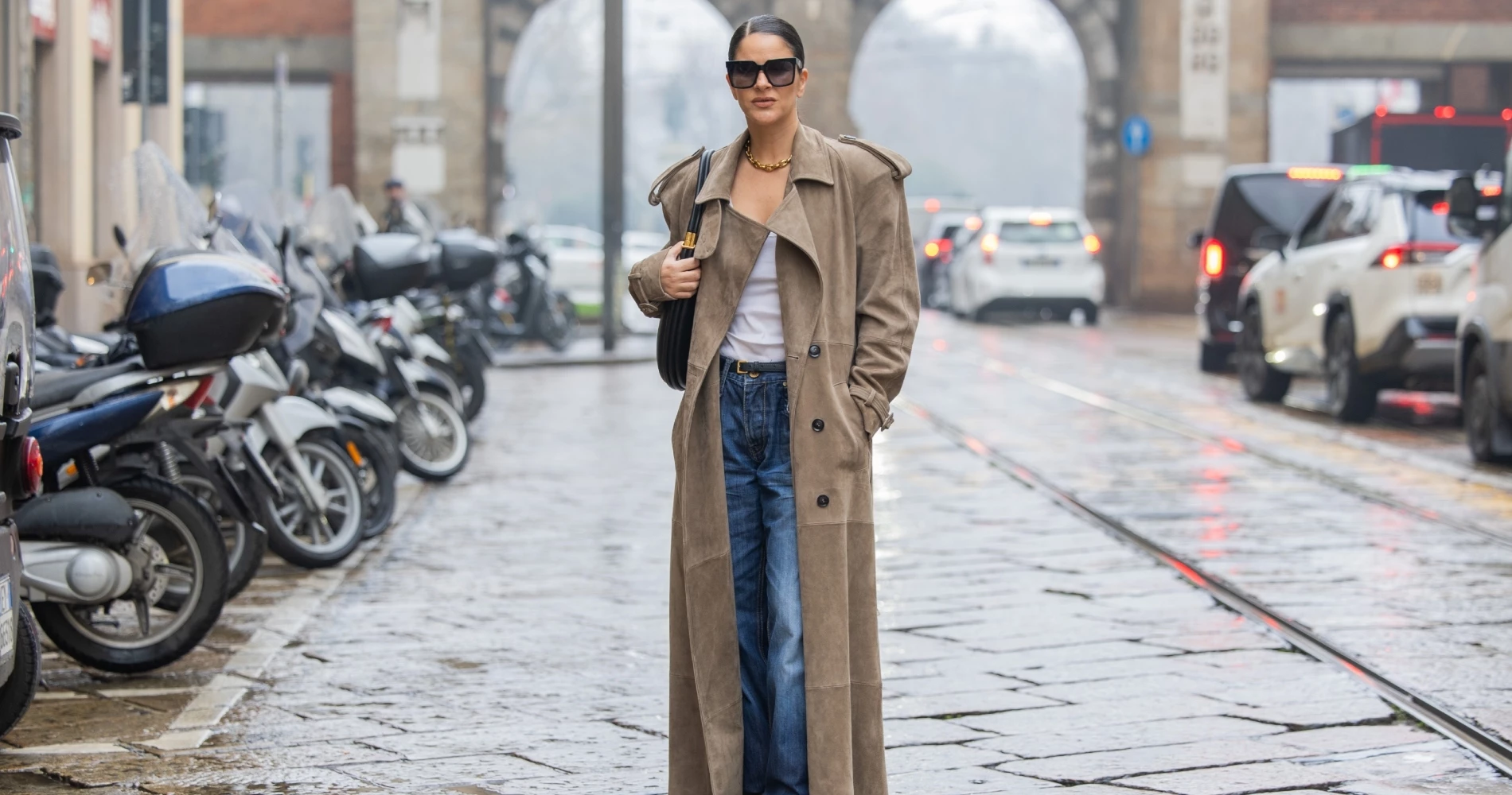 Αναρωτιέσαι πώς θα φορέσεις το τζιν σου την άνοιξη; 5 looks για να αντιγράψεις τώρα