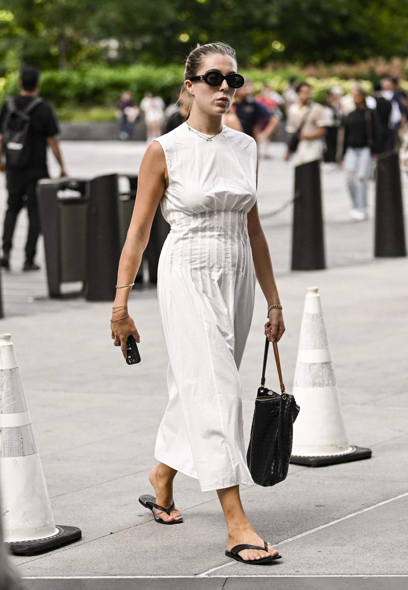 Αυτές είναι οι τάσεις της μόδας στα σανδάλια για το καλοκαίρι του 2025