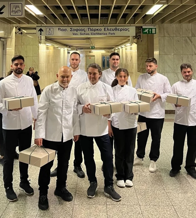 Στέλιος Παρλιάρος