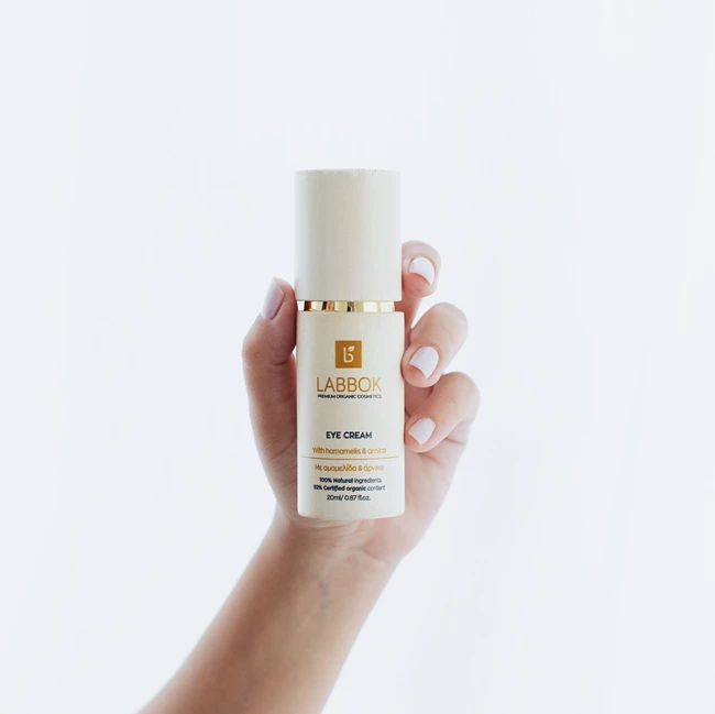 Ανακαλύψαμε την ιδανική κρέμα ματιών για εξαιρετικά φωτεινό βλέμμα