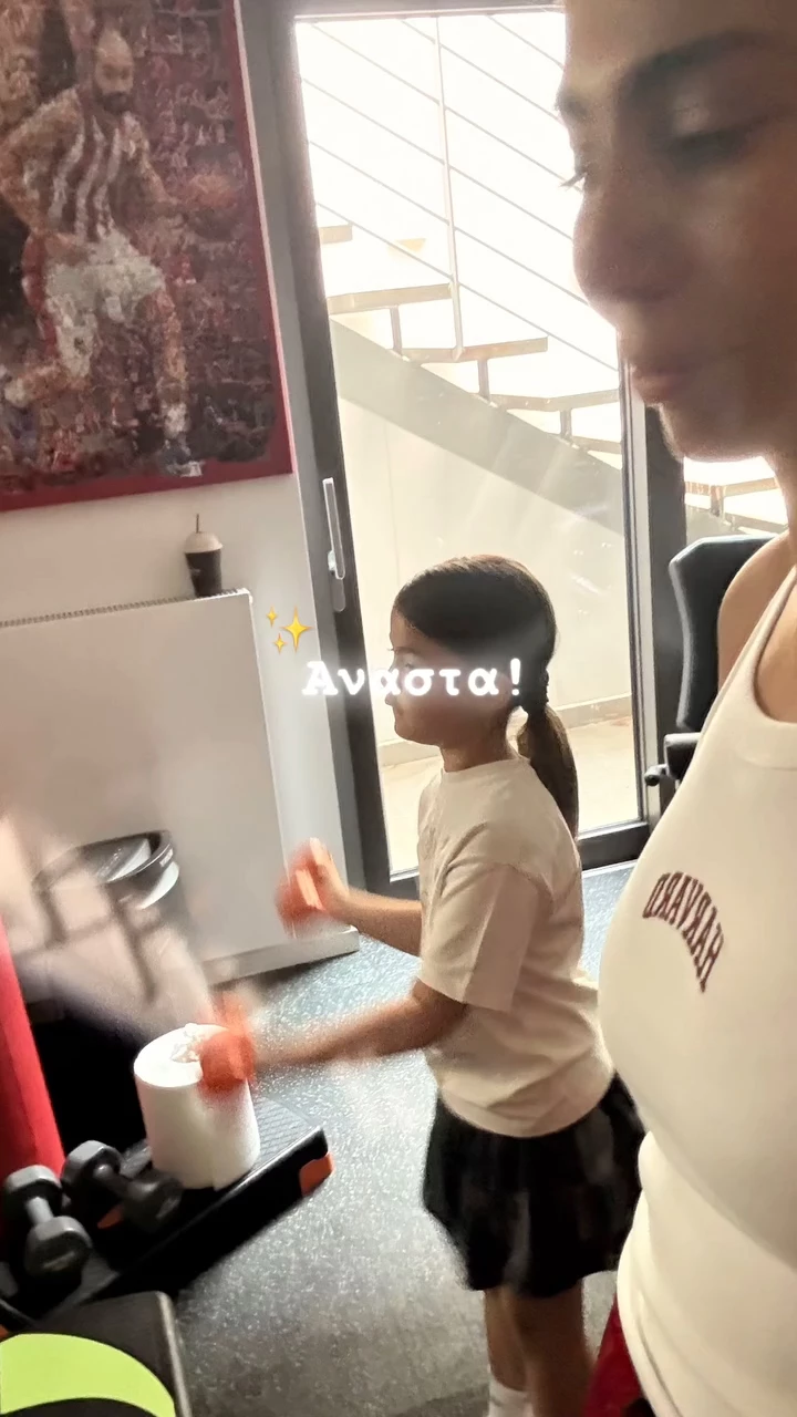 Ολυμπία Χοψονιδου & Βασίλης Σπανούλης | Η έκπληξη στον γιο τους, Δημήτρη