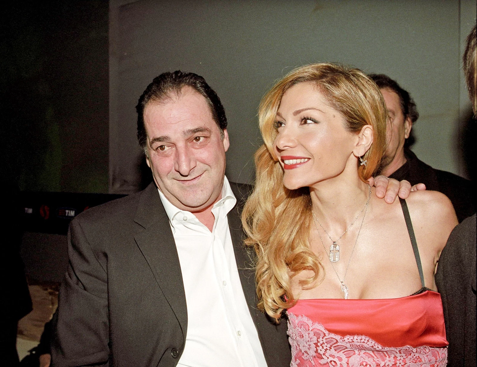 Δέσποινα Βανδή | Κατάξανθη στην απονομή του πλατινένιου δίσκου της