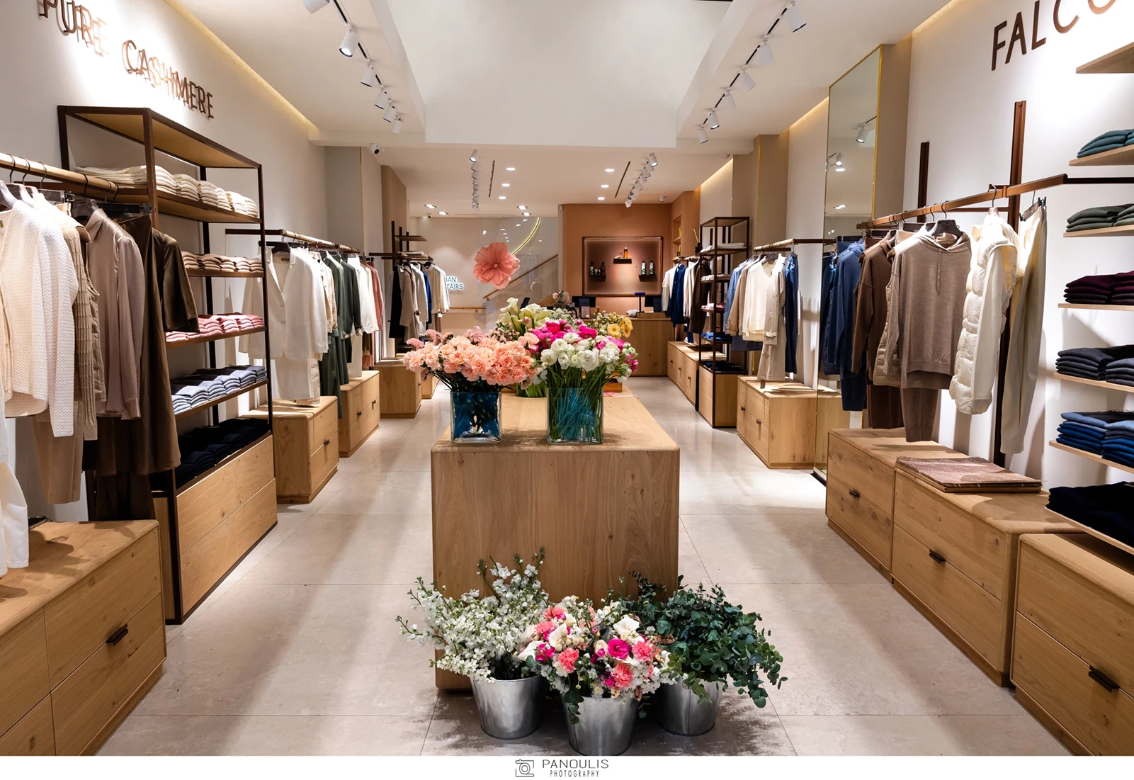 Η Falconeri γιόρτασε τα εγκαίνια του νέου της καταστήματος στη Γλυφάδα με μια βραδιά απαράμιλλης κομψότητας