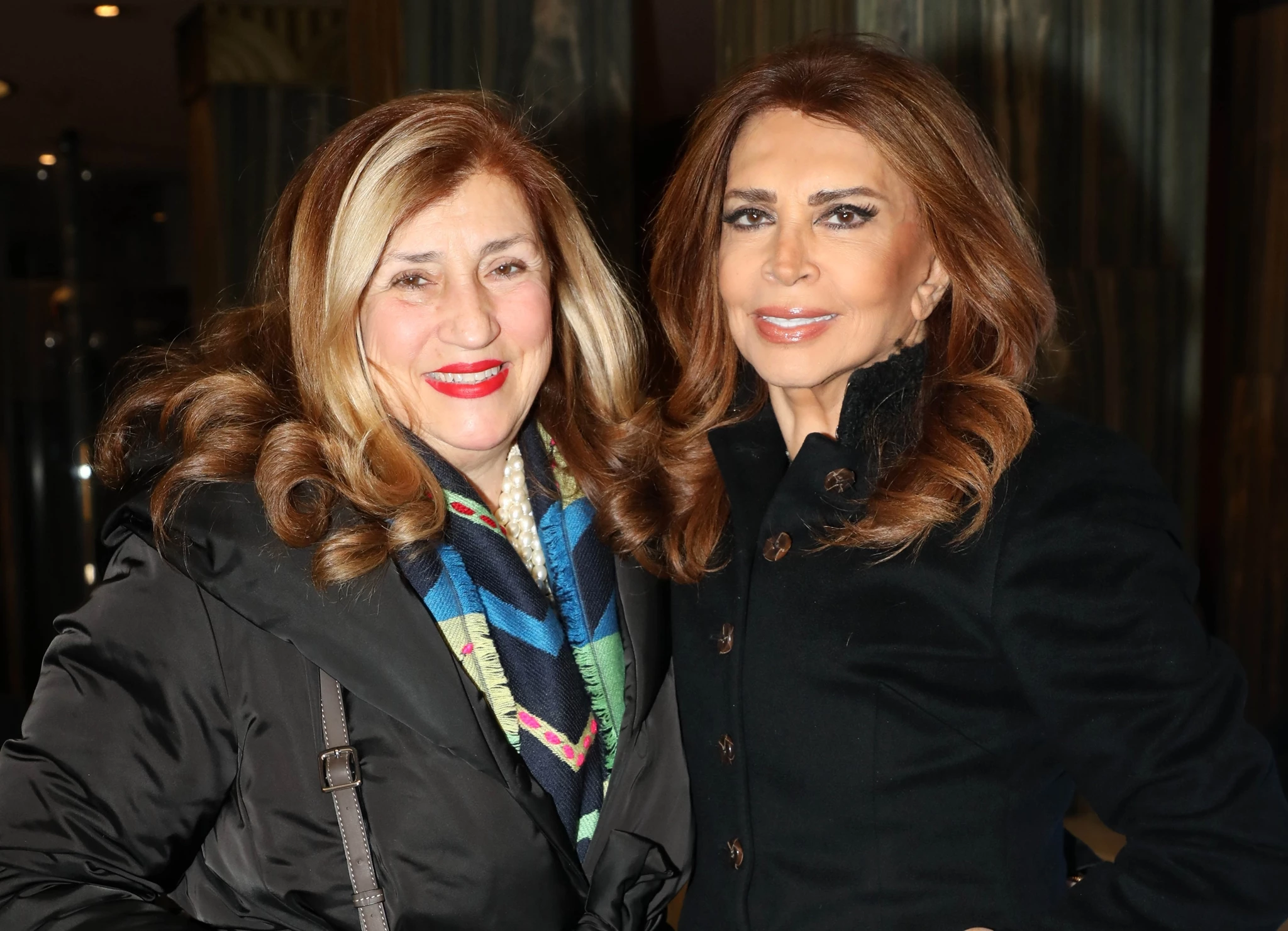 Μιμή Ντενίση | Ποια είναι η αδερφή της Σοφία, που βρέθηκαν μαζί σε μουσική βραδιά