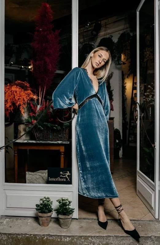 The Resurrection dress – blue Anakir