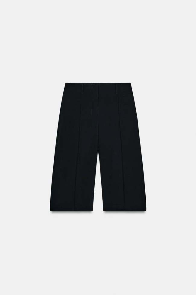 Βερμούδα ψηλόμεση και ζώνη με θηλιές, Zara