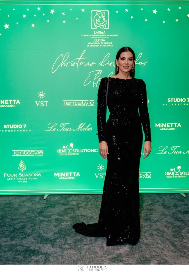 Η ultra glam εμφάνιση της Σταματίνας Τσιμτσιλή