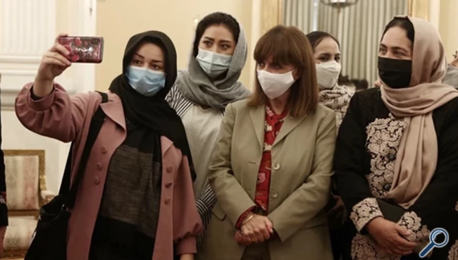 Politico | Η σωτήρια παρέμβαση της Μαρέβας Μητσοτάκη για τις γυναίκες βουλευτίνες από το Αφγανιστάν- Το sms από Αμερικανό φιλάνθρωπο