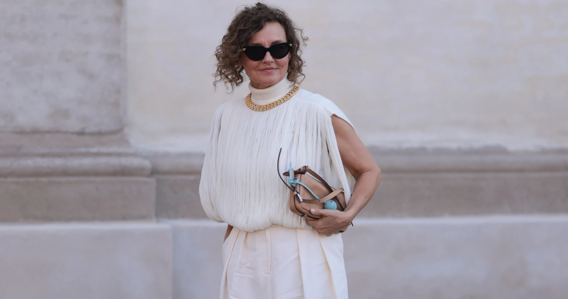 Η λευκή φούστα με κεντήματα από την Marks & Spencer που θα σε ρωτούν όλοι από που αγόρασες