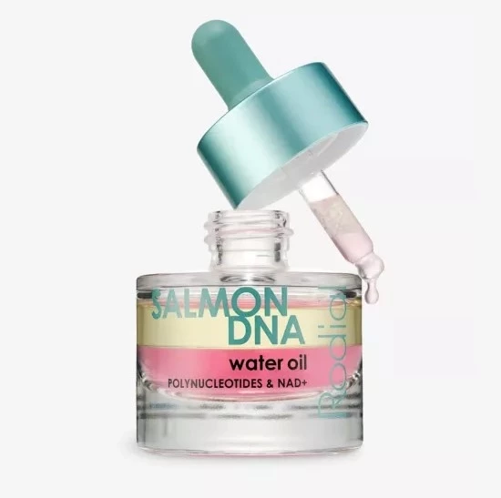 To serum που λατρεύει η Kate Middleton και χαρίζει εφέ botox χωρίς βελόνες