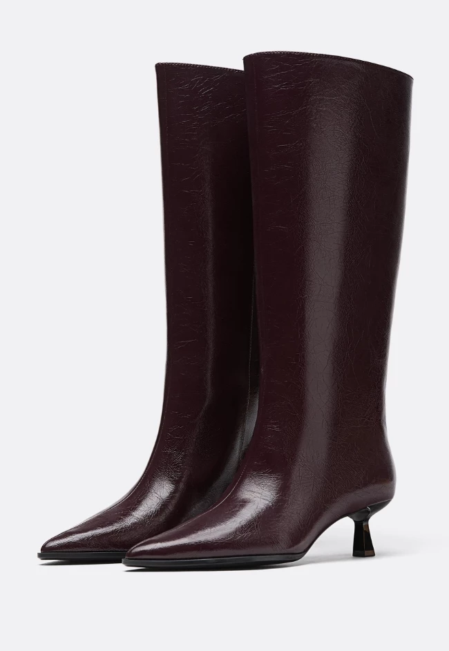 Μπότες με kitten heels Stradivarius