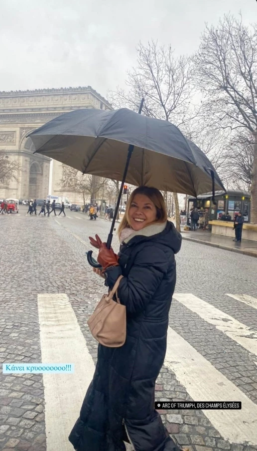 Σοφία Αλιμπέρτη | Στους δρόμους του Παρισιού ντυμένη πιο cozy από ποτέ