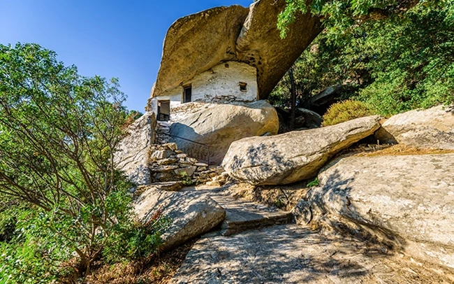 Courtesy of Let's Ferry