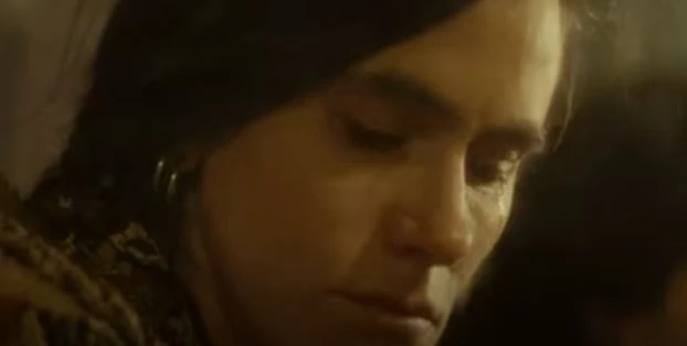 Τα δάκρυα της Γεωργιάννας Νταλάρα στο βίντεο κλιπ του πατέρα της