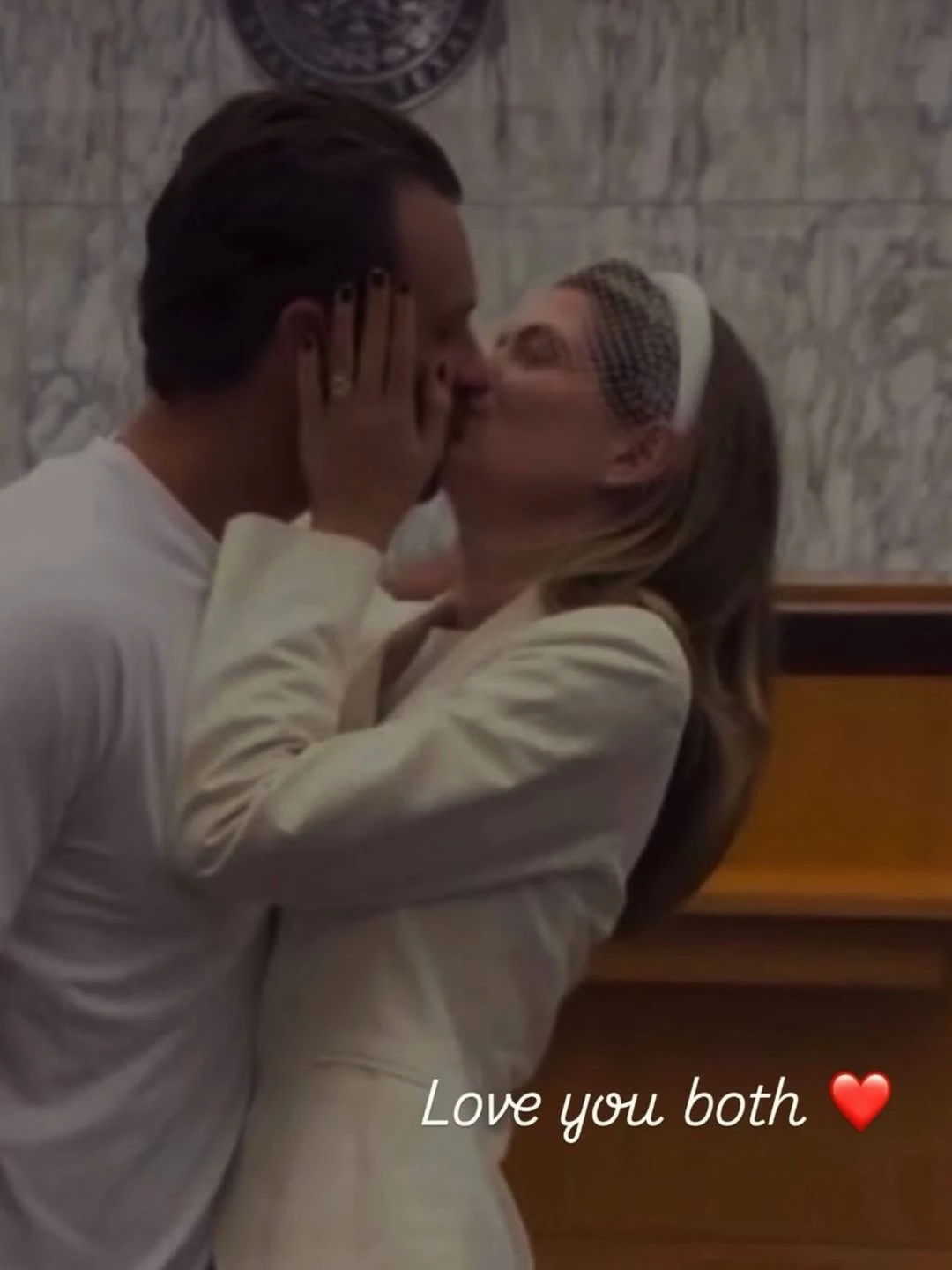 Η Αμαλία Κωστοπούλου στον γάμο της