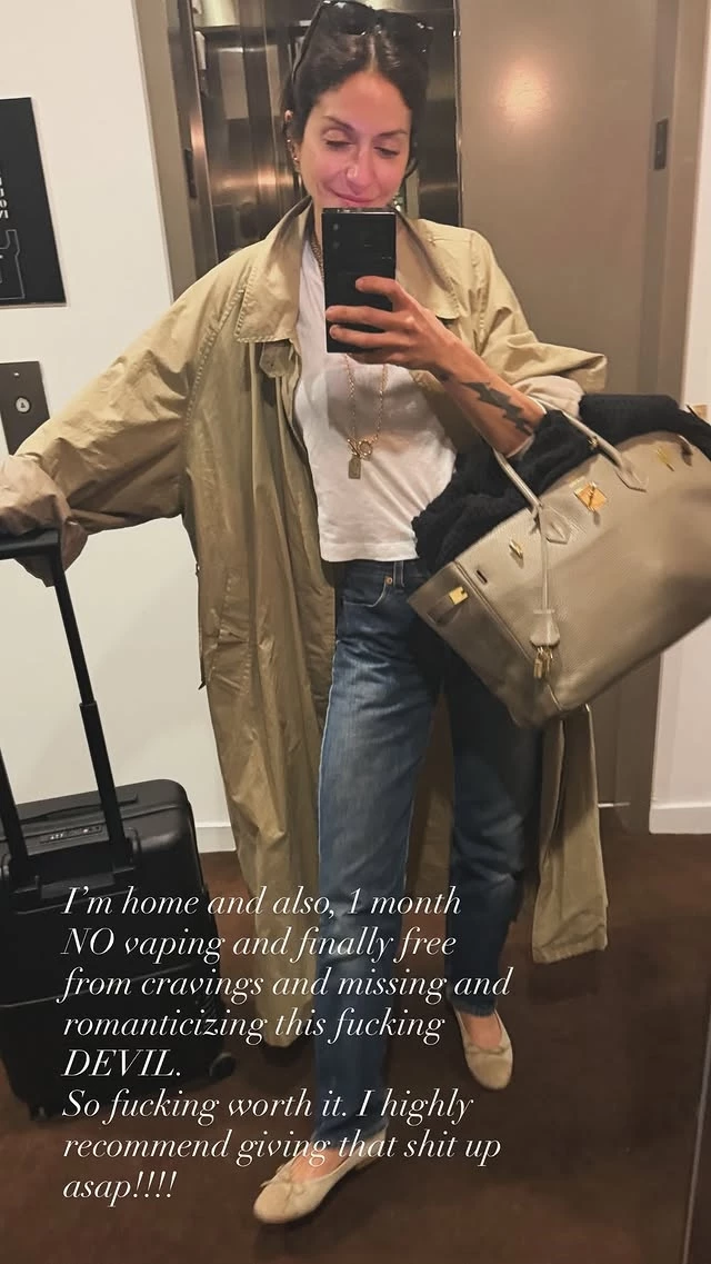 Έναν μήνα χωρίς ηλεκτρονικό τσιγάρο η Σοφία Καρβέλα