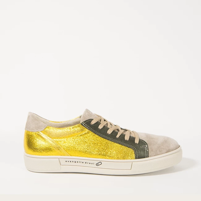 Three Colors sneakers, evangelia drosi