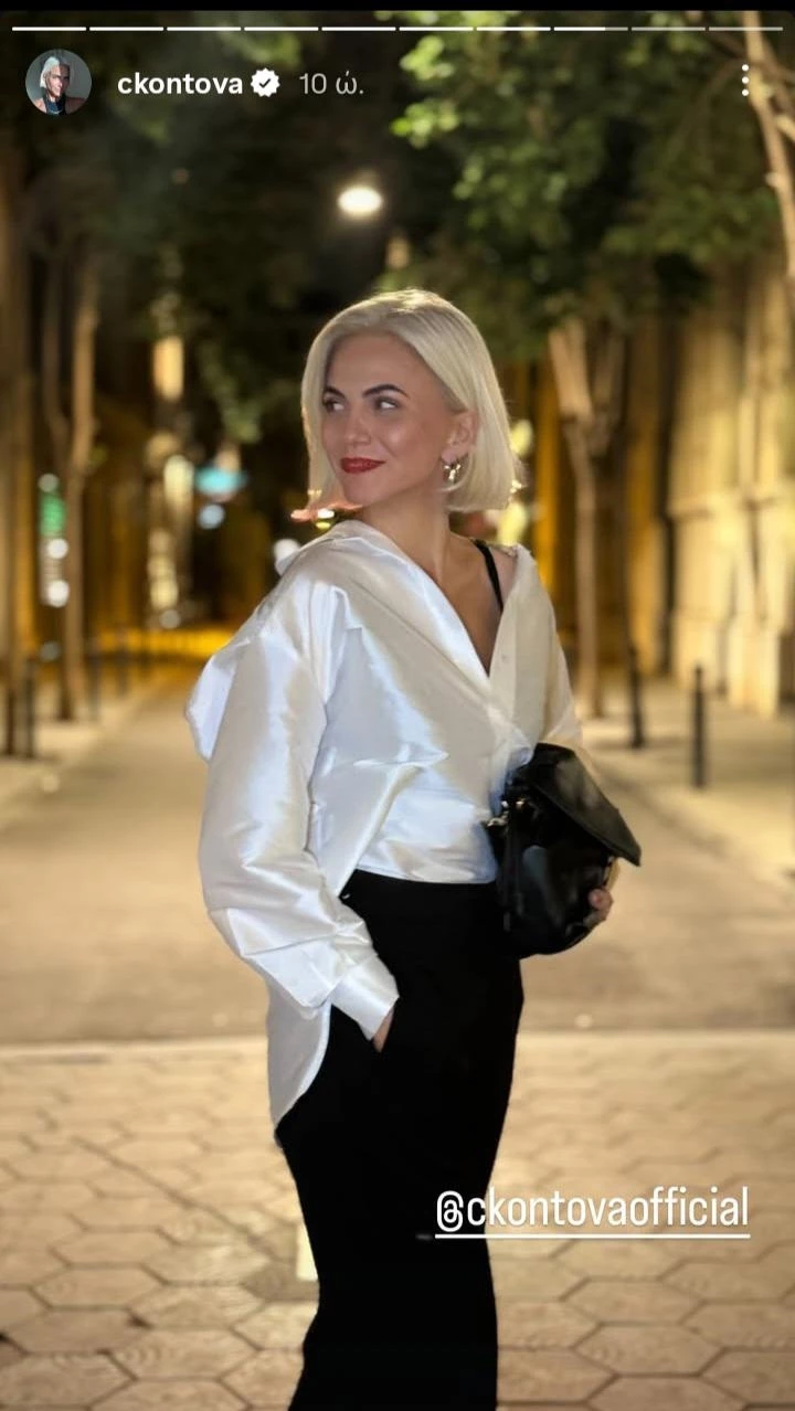 Η Χριστίνα Κοντοβά στη νυχτερινή Βαρκελώνη
