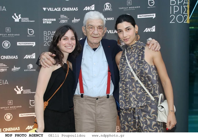 Αθηνά Μπουτάρη Λαλαούνη | Αυτή είναι η πανέμορφη εγγονή του Γιάννη Μπουτάρη - Η σπάνια δημόσια εμφάνιση παππού και εγγονής