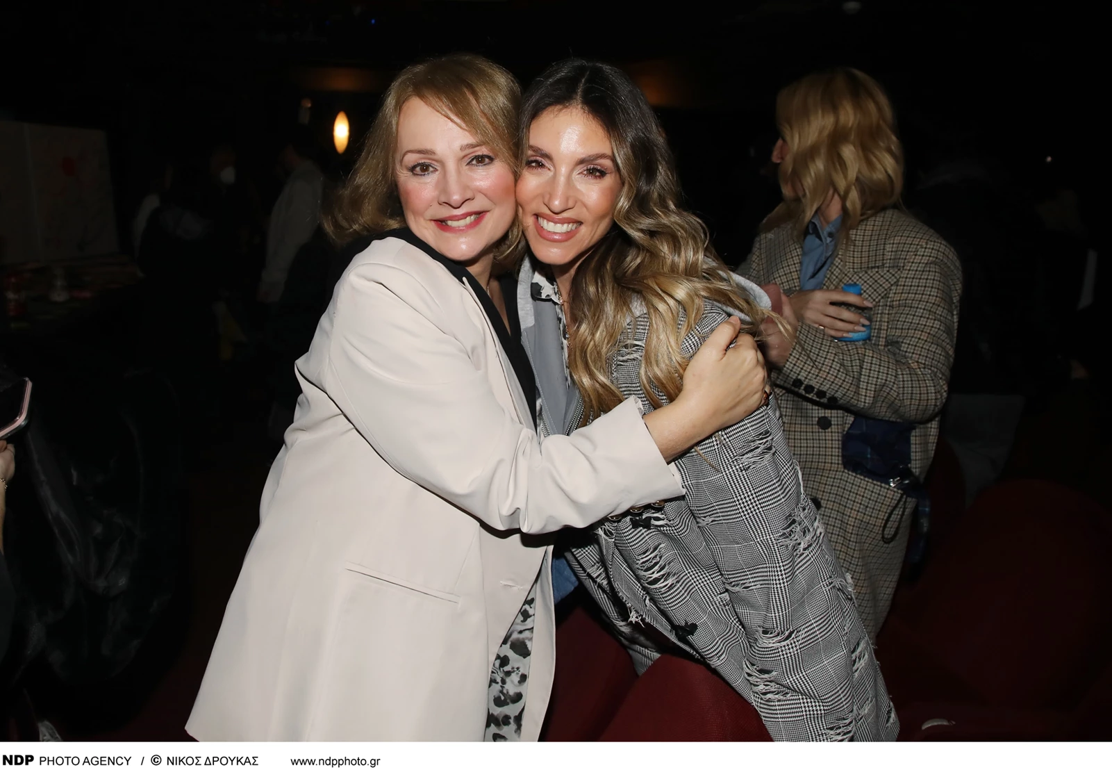 Νίκη Παλληκαράκη - Αθηνά Οικονομάκου