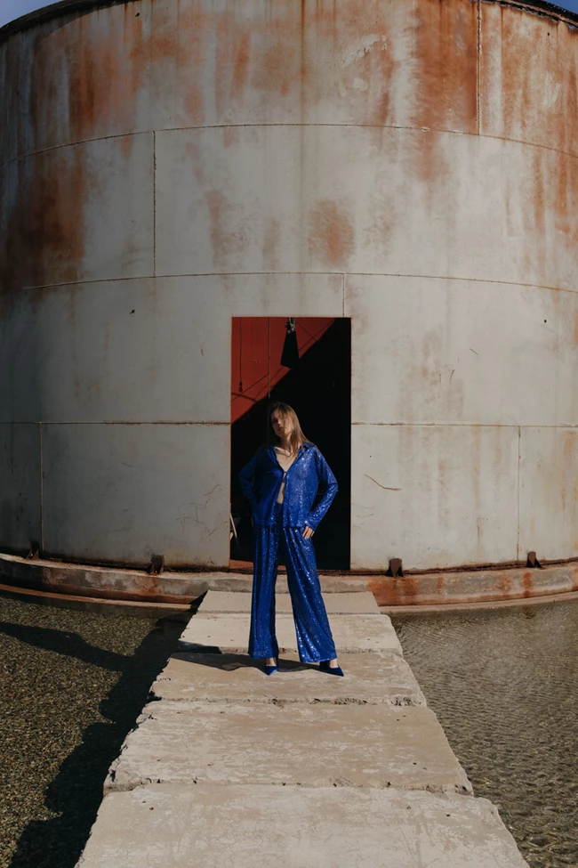 Ανακαλύψαμε το ελληνικό brand με τα πιο κομψά χειροποίητα ρούχα για τις βραδινές εξόδους του καλοκαιριού