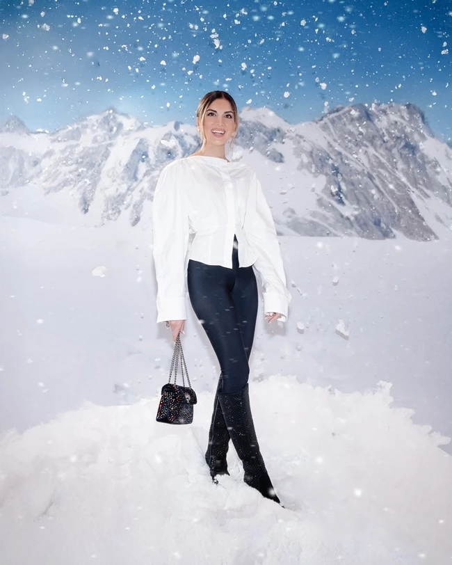 Οι τσάντες που επιλέγουν οι Ελληνίδες celebrities αυτή την περίοδο