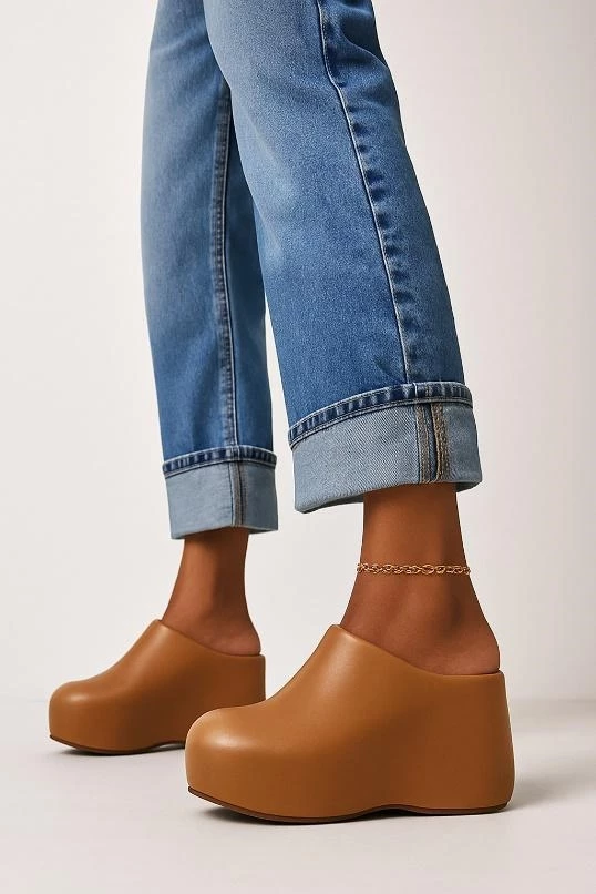 Jeffrey Campbell