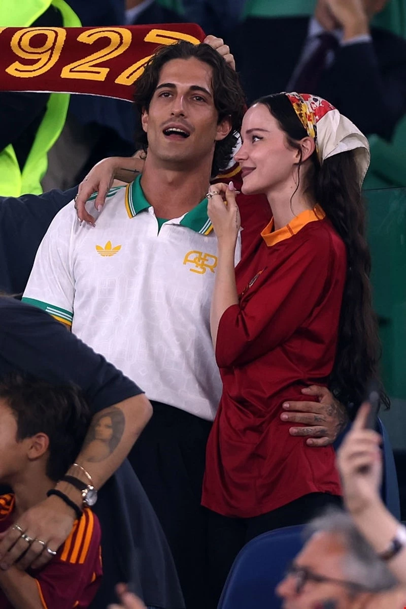 Dove Cameron Damiano David