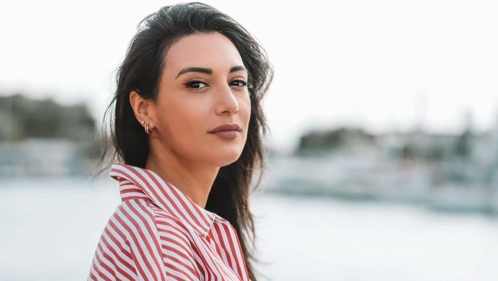 Ανανεωμένη η Ευγενία Σαμαρά | Μόλις υιοθέτησε το ωραιότερο χρώμα μαλλιών για γυναίκες με μεσογειακά χαρακτηριστικά