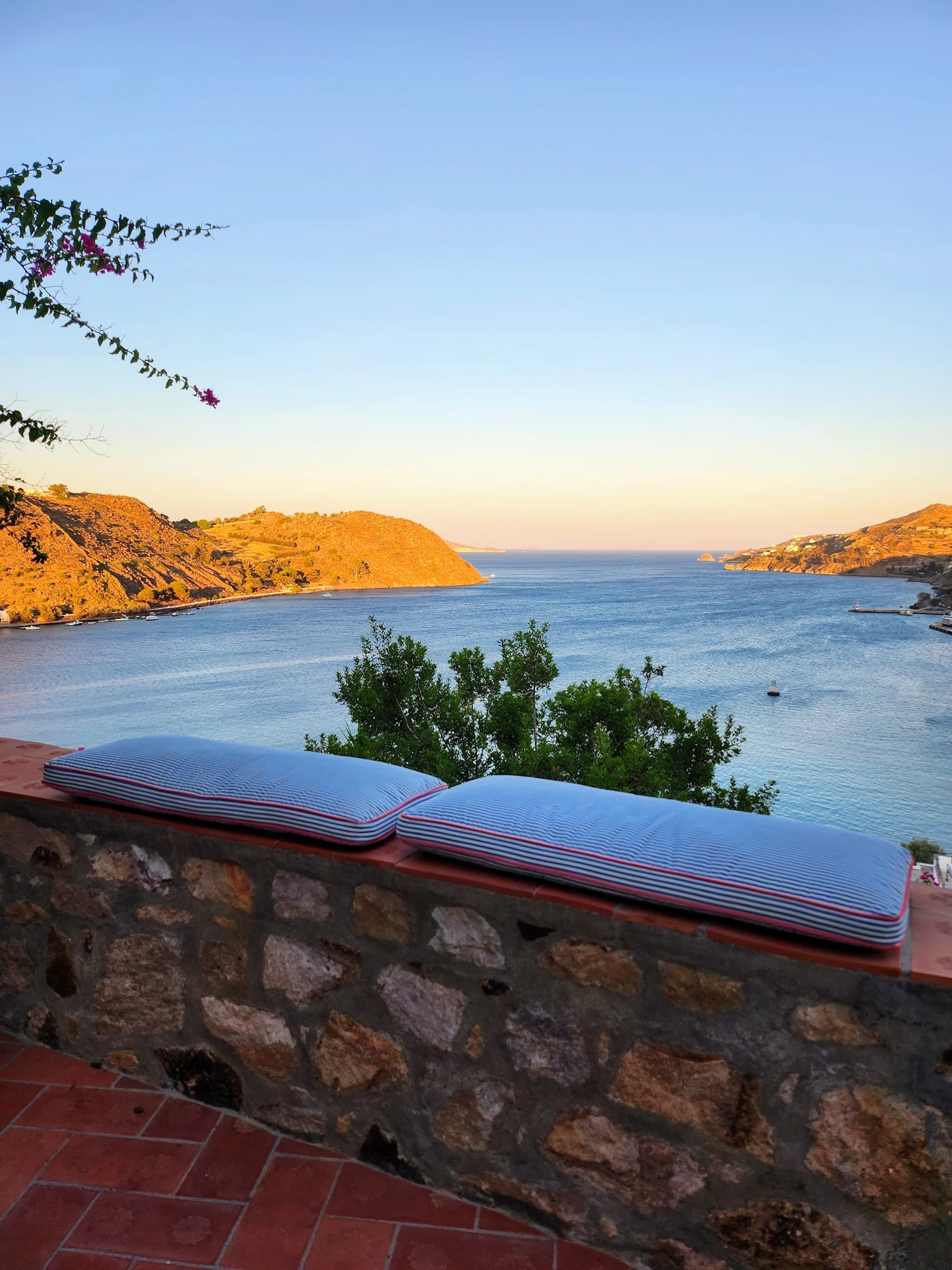 Patmos eye
