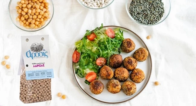 Καλοκαιρινή διατροφή με όσπρια | Γιατί δεν πρέπει να λείπουν από το καθημερινό μενού σου αυτή την εποχή;