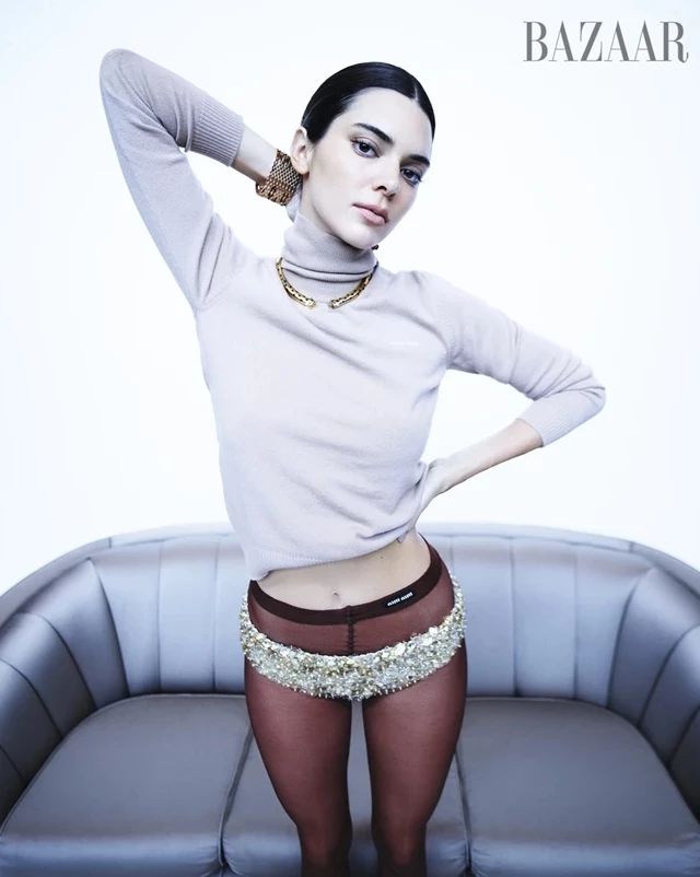 Η Kendall Jenner φωτογραφίζεται για το Harper's Bazaar Greece και μιλά για τη θέση που έχει κερδίσει στη μόδα