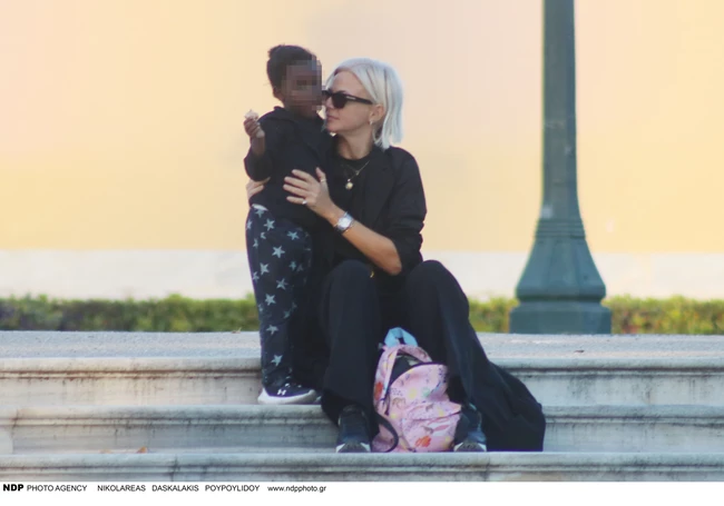 Χριστίνα Κοντοβά | Βόλτα στο Ζάππειο με την κόρη της, Ada - Οι γλυκές paparazzi φωτογραφίες