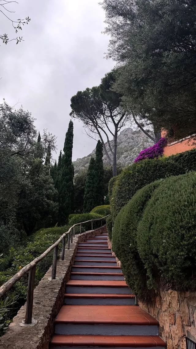 Η Αμαλία Κωστοπούλου σε ταξίδι του μέλιτος στην Τοσκάνη