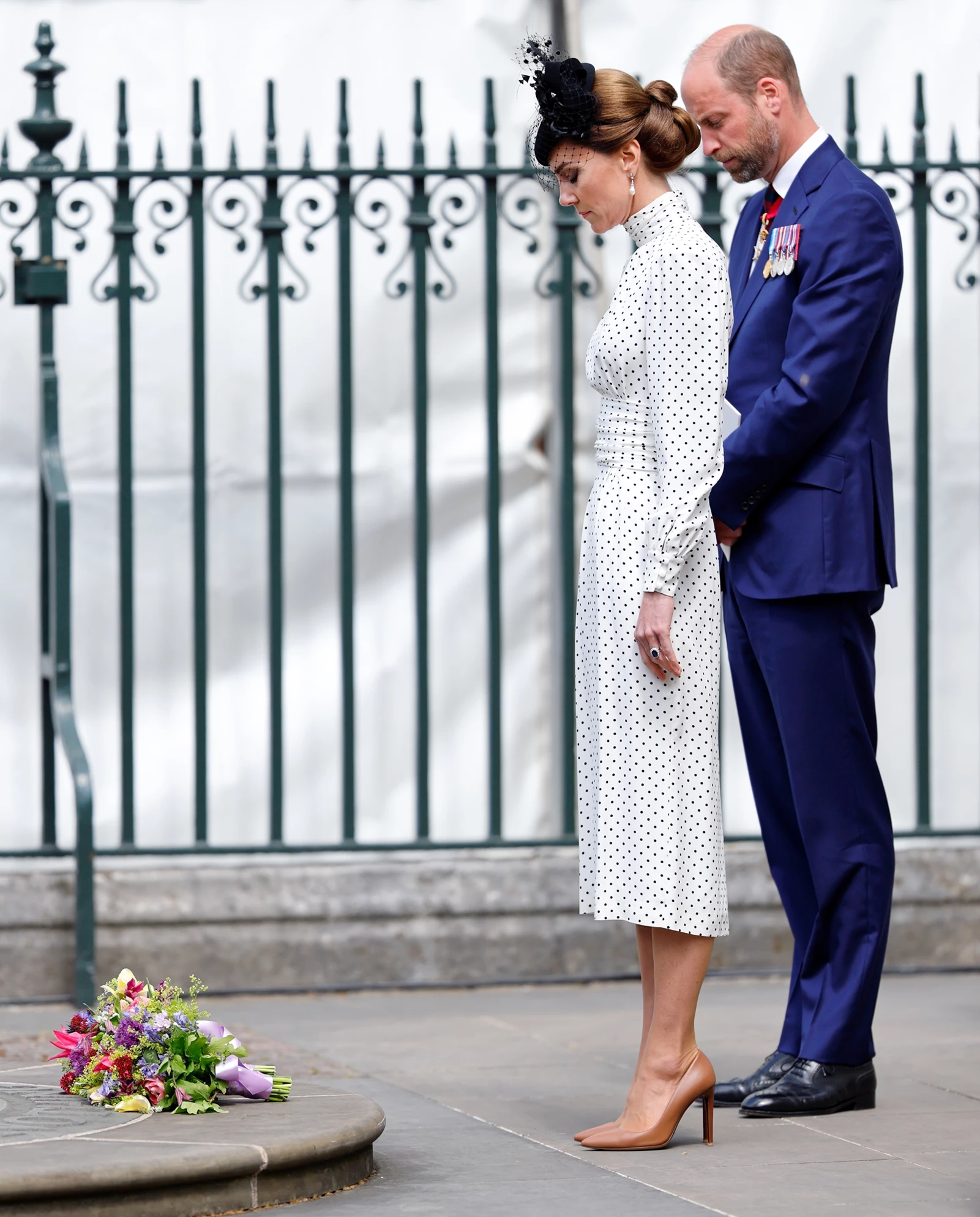 Τα πιο κομψά πουά φορέματα για να αντιγράψεις το look της Kate Middleton