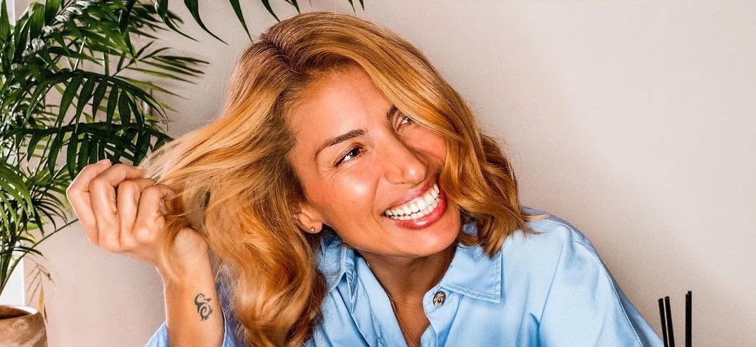 Μαρία Ηλιάκη | Το απόλυτο serum που διορθώνει όλα τα σημάδια της γήρανσης - Θα το βρεις στο φαρμακείο