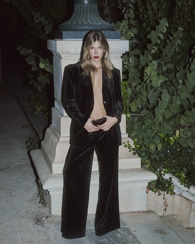 H Κλέλια Ανδριολάτου με τα πιο festive looks για τις γιορτές από την Sugarfree