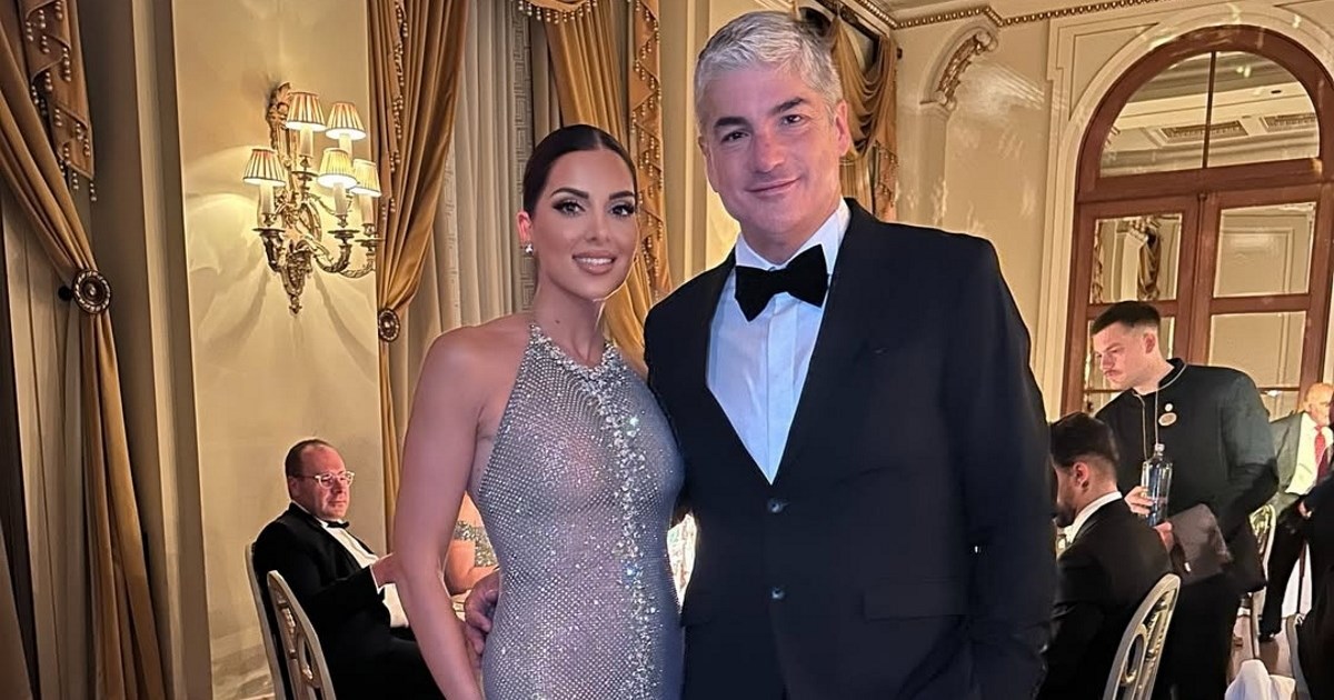 Girls night out για τη Σταματίνα Τσιμτσιλή | Η βραδινή έξοδος σε νυχτερινό κέντρο με τις φίλες της - εικόνα 2