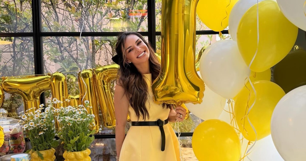 Ελένη Τσολάκη | Τα ροζ μποτάκια της κόρης της είναι ό,τι πιο cute θα δεις σήμερα - εικόνα 3