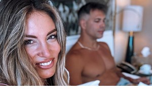 Η Μαίρη Συνατσάκη μιλάει ξεκάθαρα για τη σχέση της με την Αθηνά Οικονομάκου