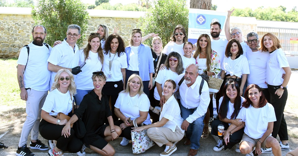 Το Κοινωνικό Κομμωτήριο του Κέντρου Υποδοχής και Αλληλεγγύης Δ. Αθηναίων έκλεισε 2 χρόνια φροντίδας