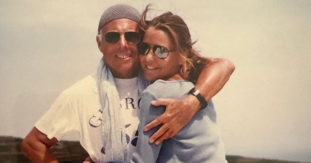 Τζένη Μπαλατσινού | Σε ελληνορθόδοξο ναό της Νέας Υόρκης μαζί με τον Βασίλη Κικίλια και τον γιο τους, Παναγιώτη - Αντώνιο - εικόνα 3