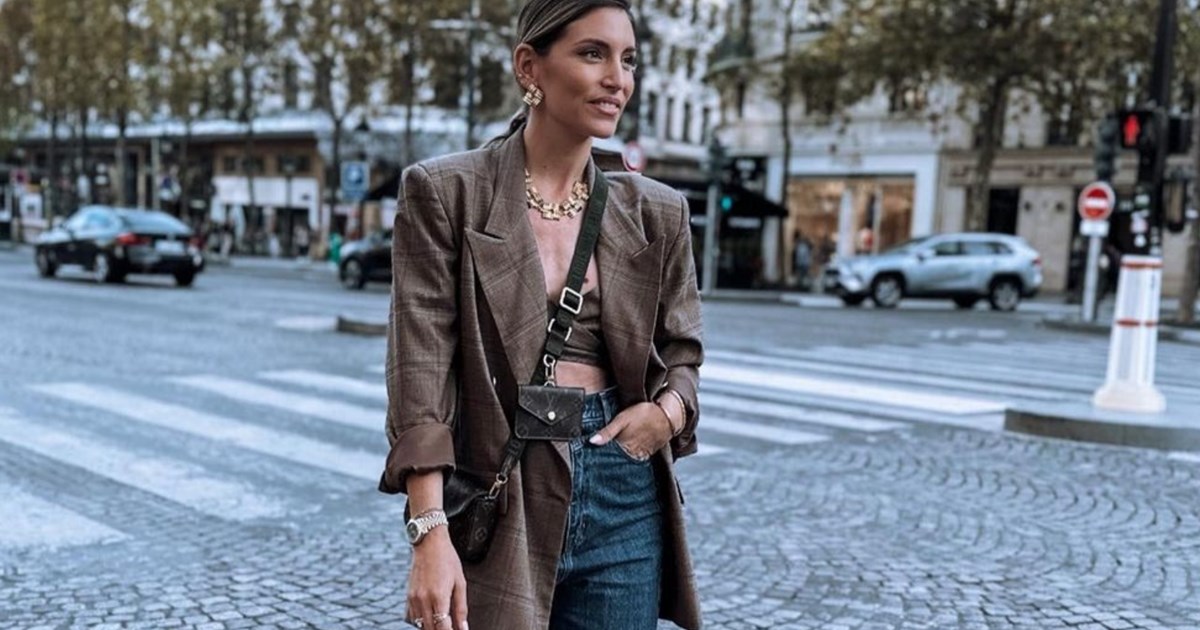 Η Μάρα Ζαχαρέα με berry - toned mani | Το μανικιούρ που θα δοκιμάσουμε όλες