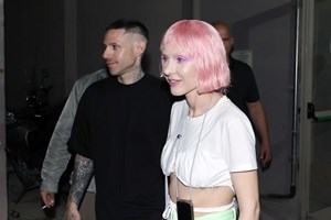 Τάμτα - Πάρις Κασιδόκωστας | Νέα πολυτελής κατοικία στην Αντίπαρο για το ζευγάρι