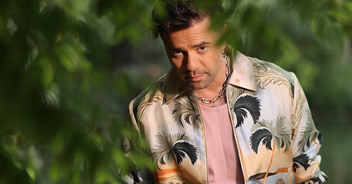 Όταν ο Θοδωρής Μαραντίνης συνάντησε τον αγαπημένο του τραγουδιστή | Η εμφάνιση στη συναυλία του Robbie Williams - εικόνα 6