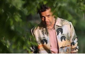 Όταν ο Θοδωρής Μαραντίνης συνάντησε τον αγαπημένο του τραγουδιστή | Η εμφάνιση στη συναυλία του Robbie Williams - εικόνα 6