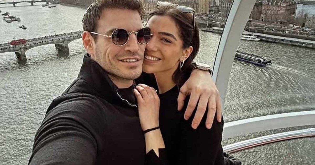 "Girls just wanna have fun" | Στη Μυτιλήνη για το τριήμερο η Μελίνα Νικολαΐδη