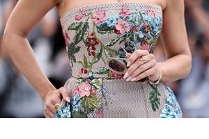 Τα ωραιότερα μανικιούρ σε κοντά νύχια από 6 Ελληνίδες celebrities